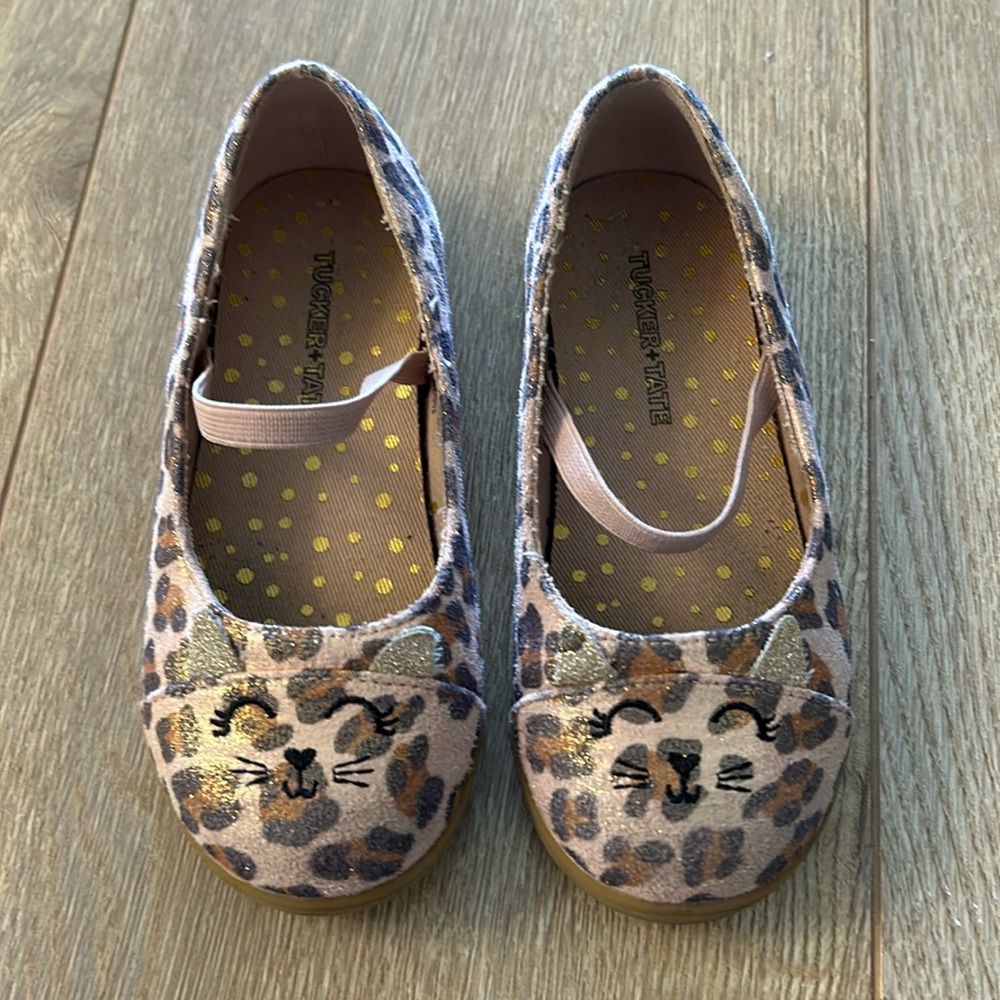 Little girl Tucker & Tate leopard shoes